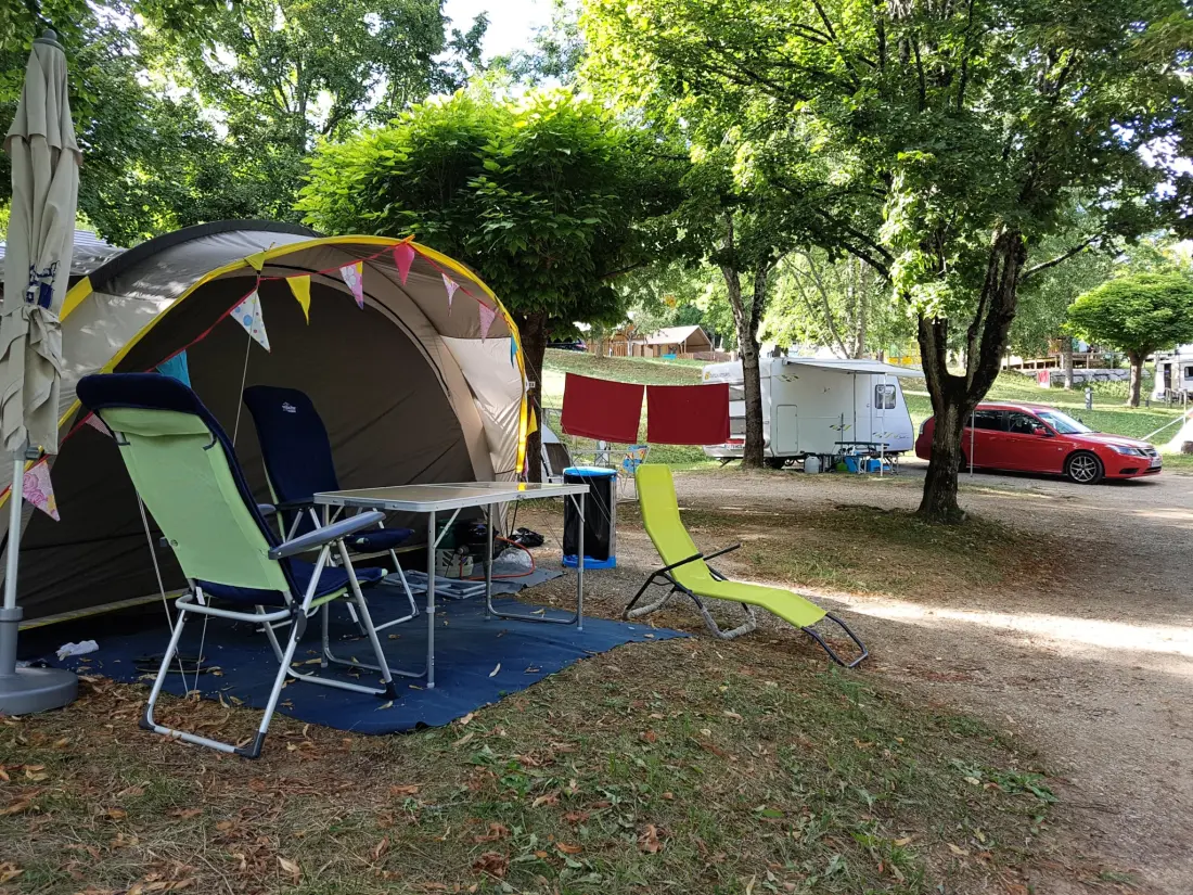 Flower Camping du Lac du Causse 3 étoiles★★★