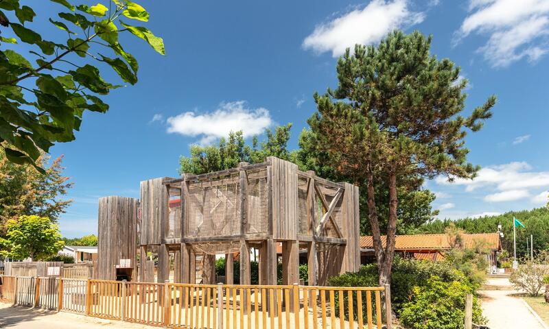 Camping Les Vignes - Lit et Mixe - 26