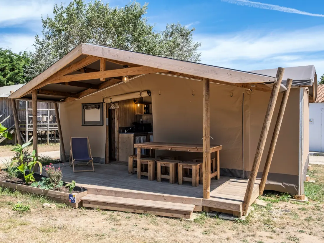 Flower Camping Les Ilates 4 étoiles★★★★