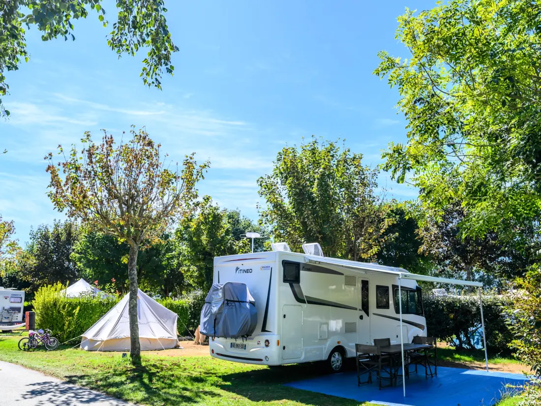 Flower Camping Les Ilates 4 étoiles★★★★