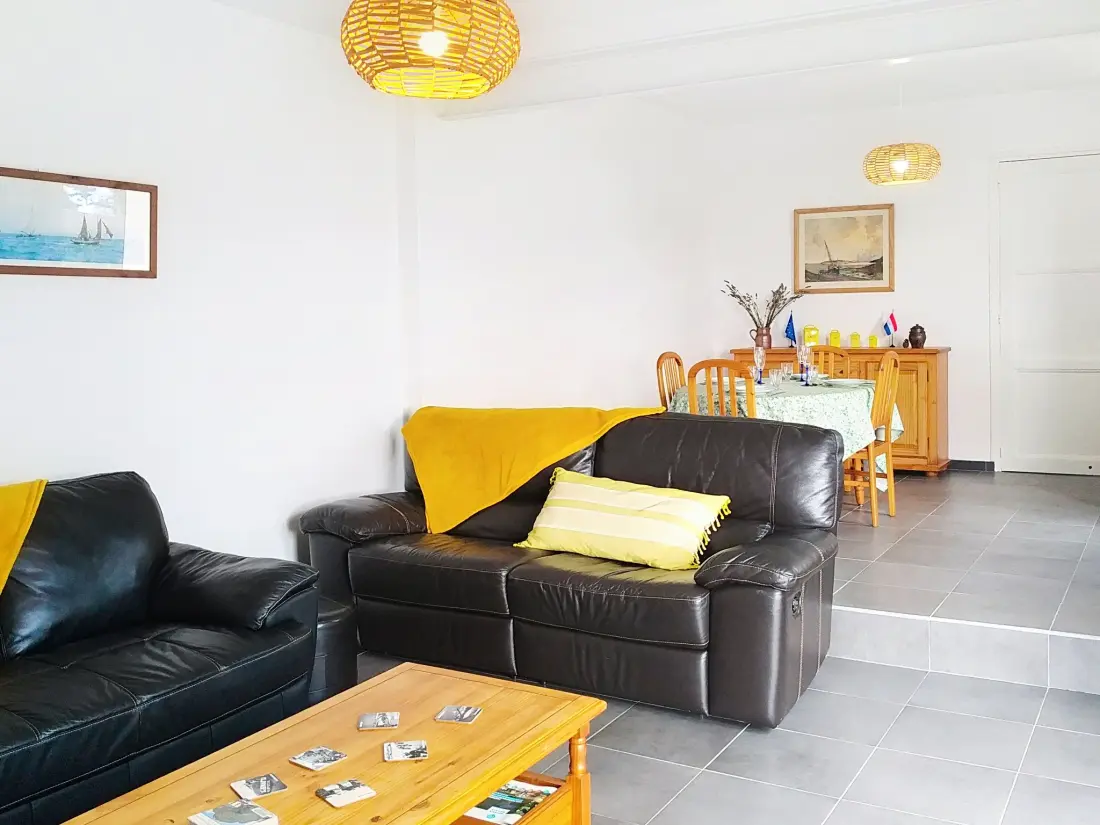 Maison de Vacances Longues-sur-Mer
