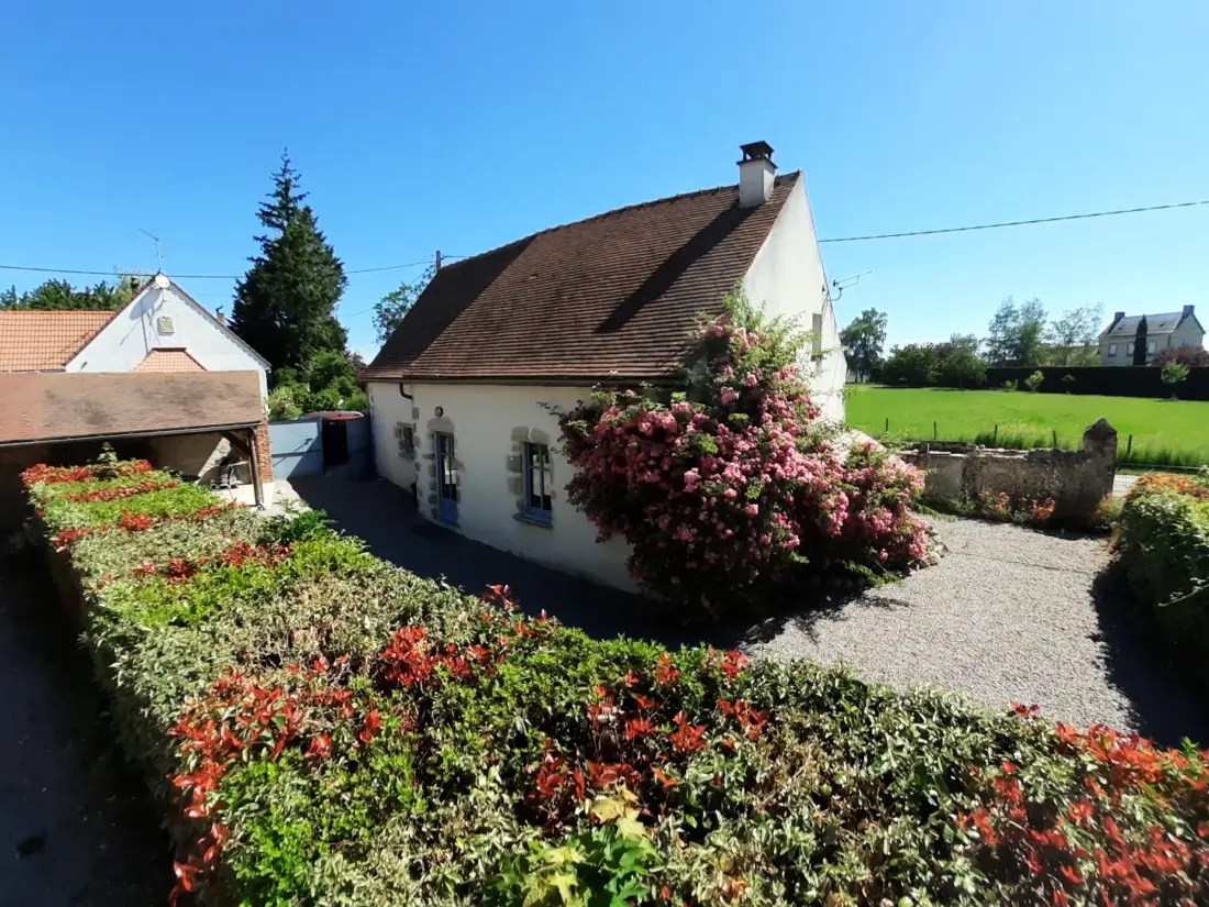 Maison de Vacances Louchy-Montfand 2