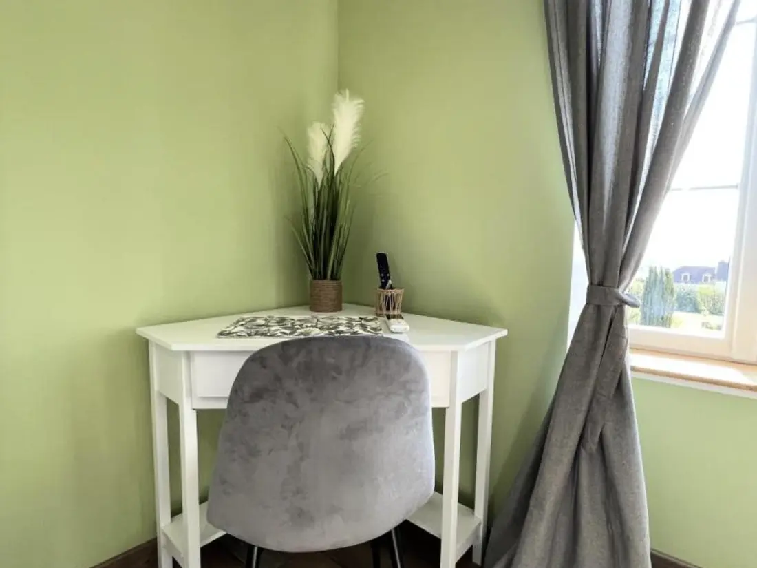 Maison de Vacances Louchy-Montfand 3