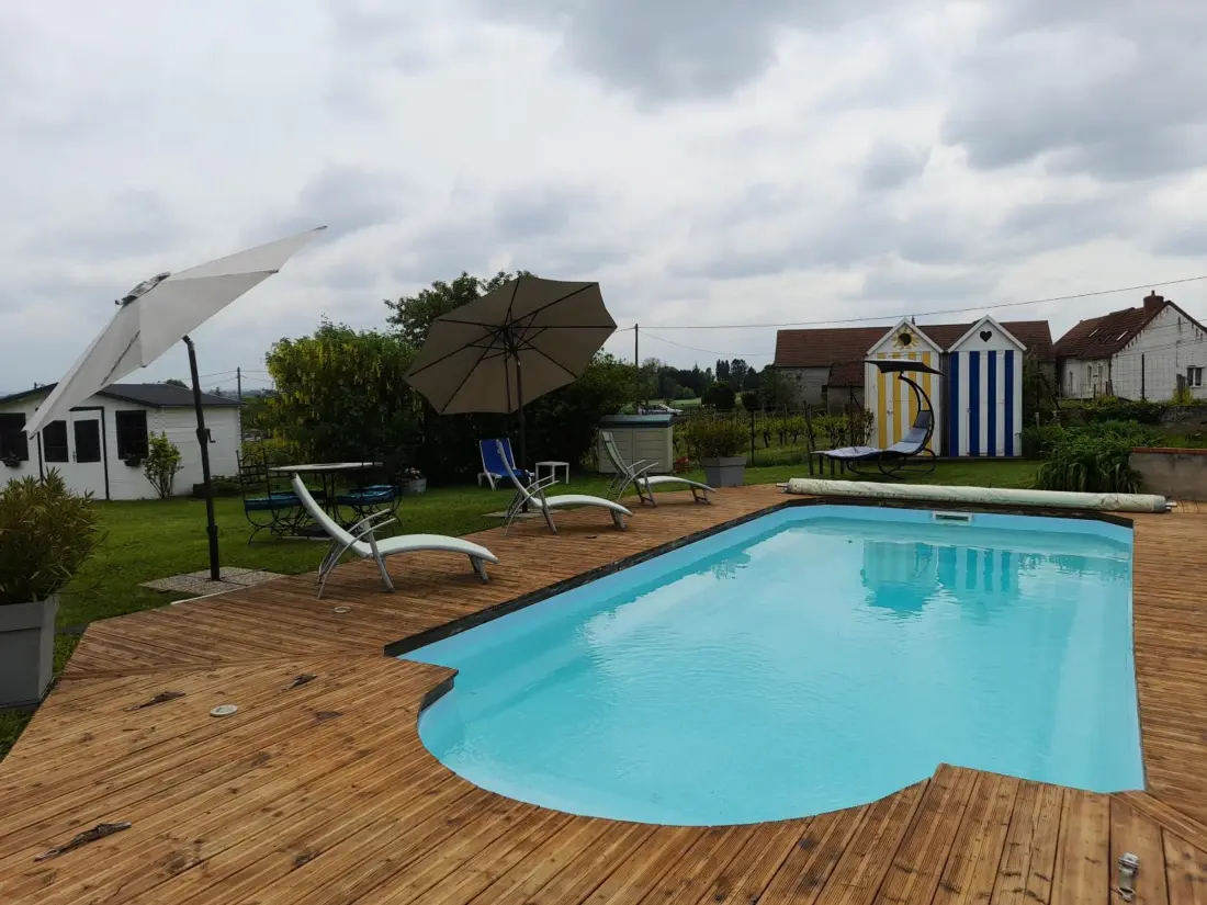 Maison de Vacances Louchy-Montfand 3