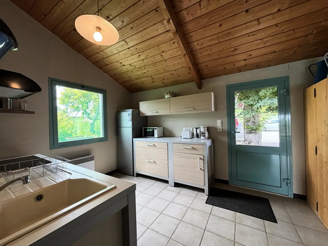 Maison de Vacances Louchy-Montfand 4