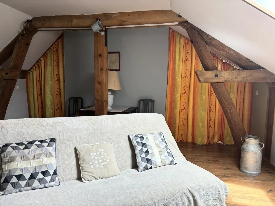 Maison de Vacances Louchy-Montfand 4