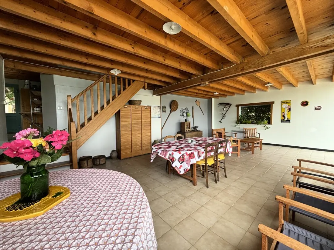 Maison de Vacances Louchy-Montfand 4