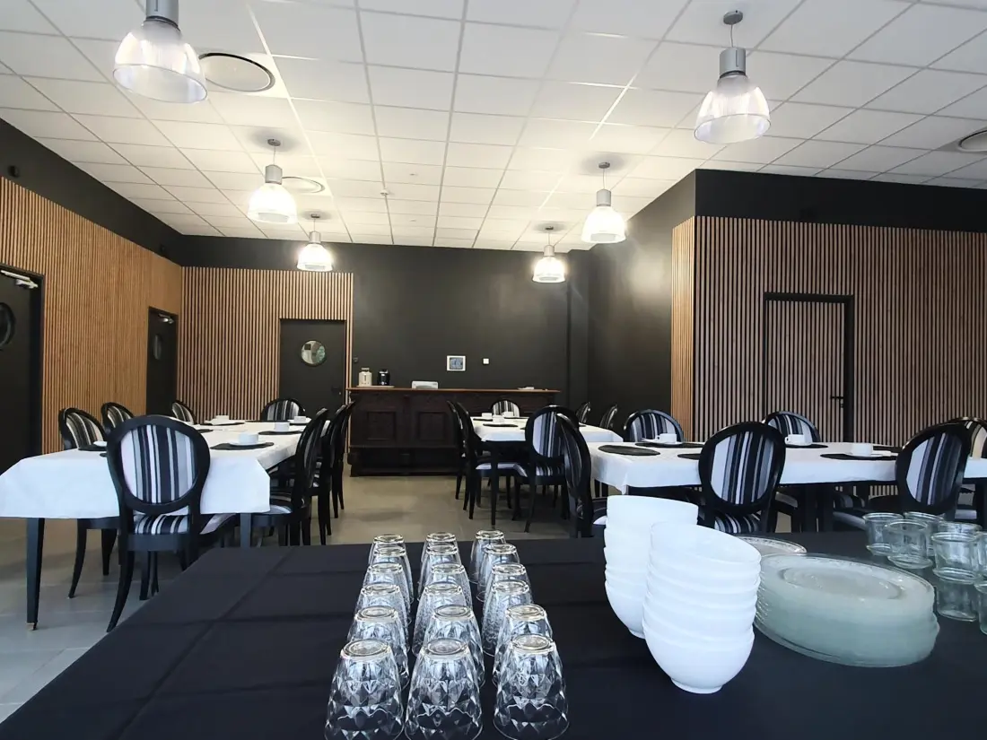 Maison de Vacances Louchy-Montfand 5