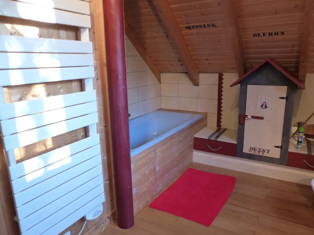 Maison de Vacances Louchy-Montfand