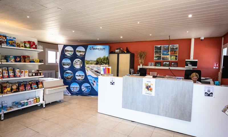 Campasun Camping Les Hautes Prairies **** - Lourmarin - 11