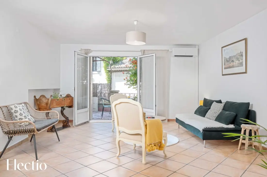 Maison Alena | Place Centrale Lourmarin