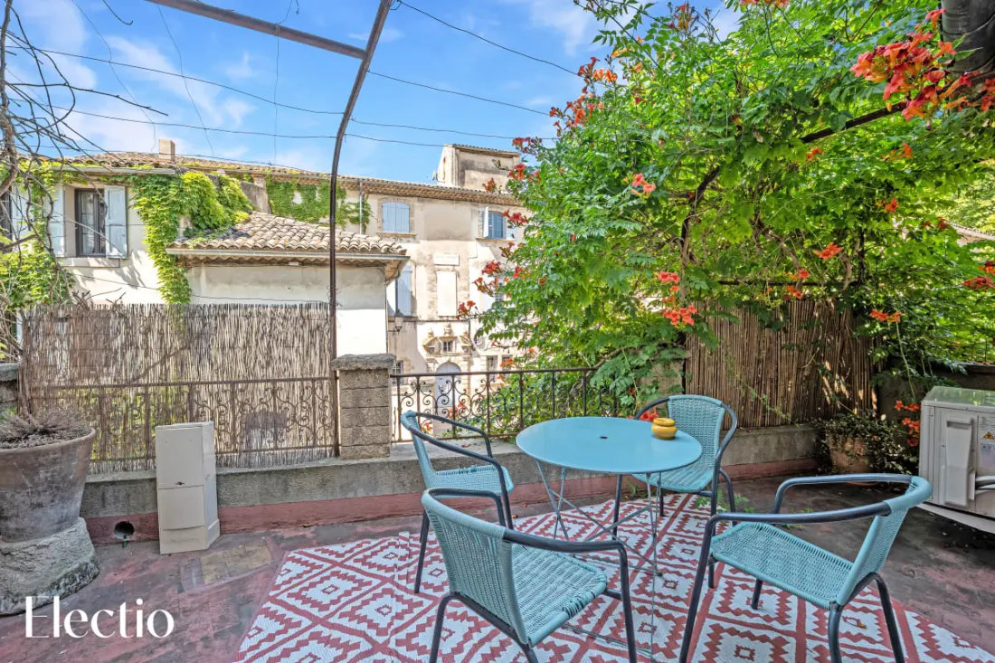 Maison Alena | Place Centrale Lourmarin
