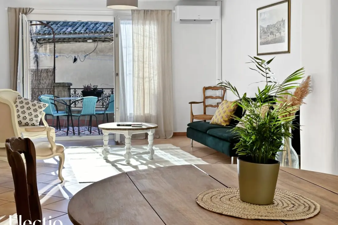 Maison Alena | Place Centrale Lourmarin