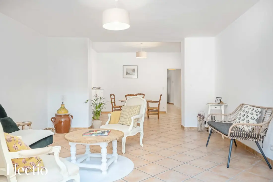 Maison Alena | Place Centrale Lourmarin