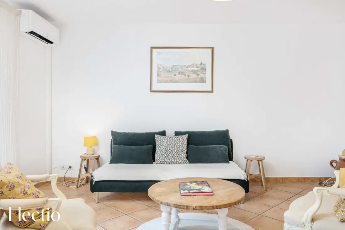 Maison Alena | Place Centrale Lourmarin