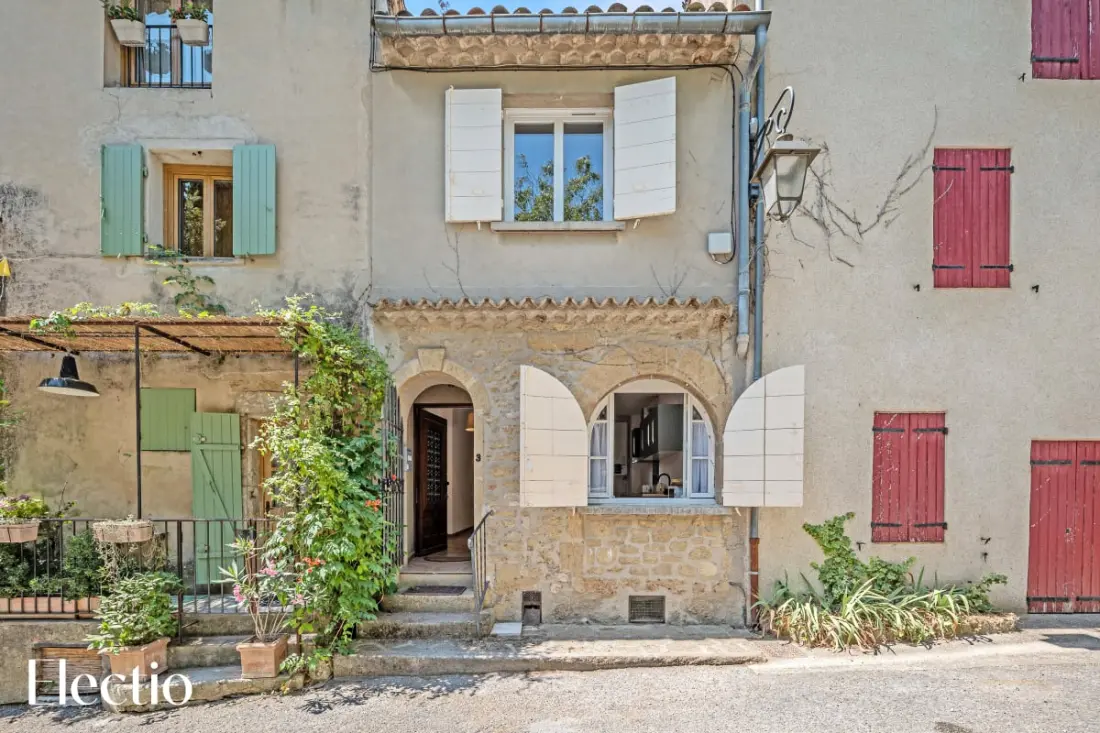 Maison Alena | Place Centrale Lourmarin