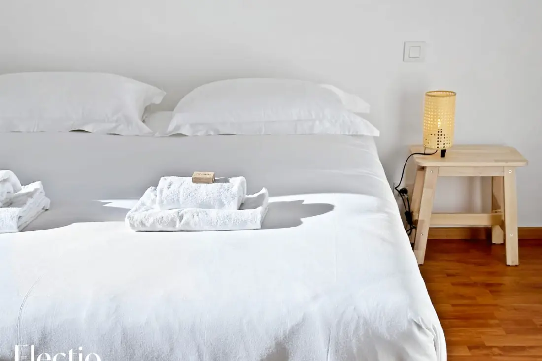 Maison Alena | Place Centrale Lourmarin