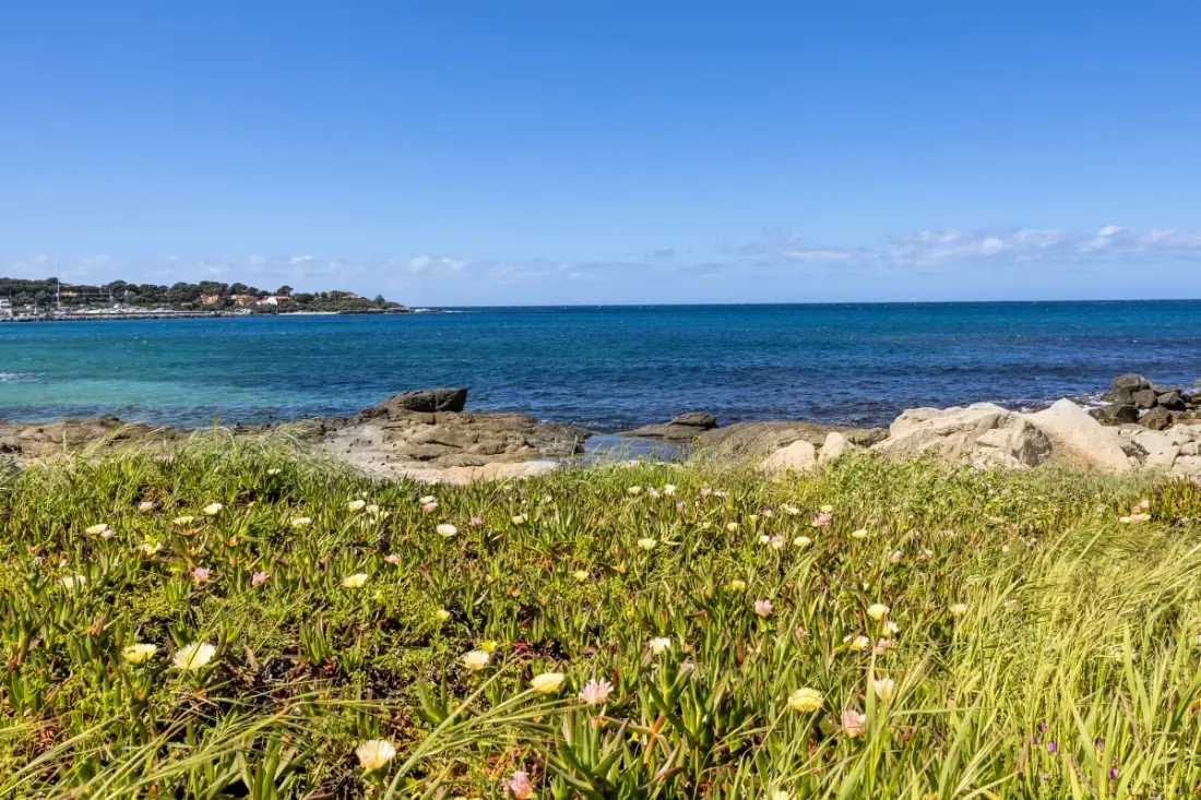 Casale E Piazze 45 – Maison De Vacances Les Pieds Dans L’eau à Lumio