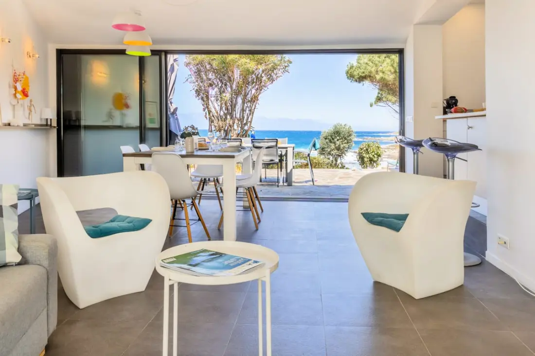 Casale E Piazze 45 – Maison De Vacances Les Pieds Dans L’eau à Lumio