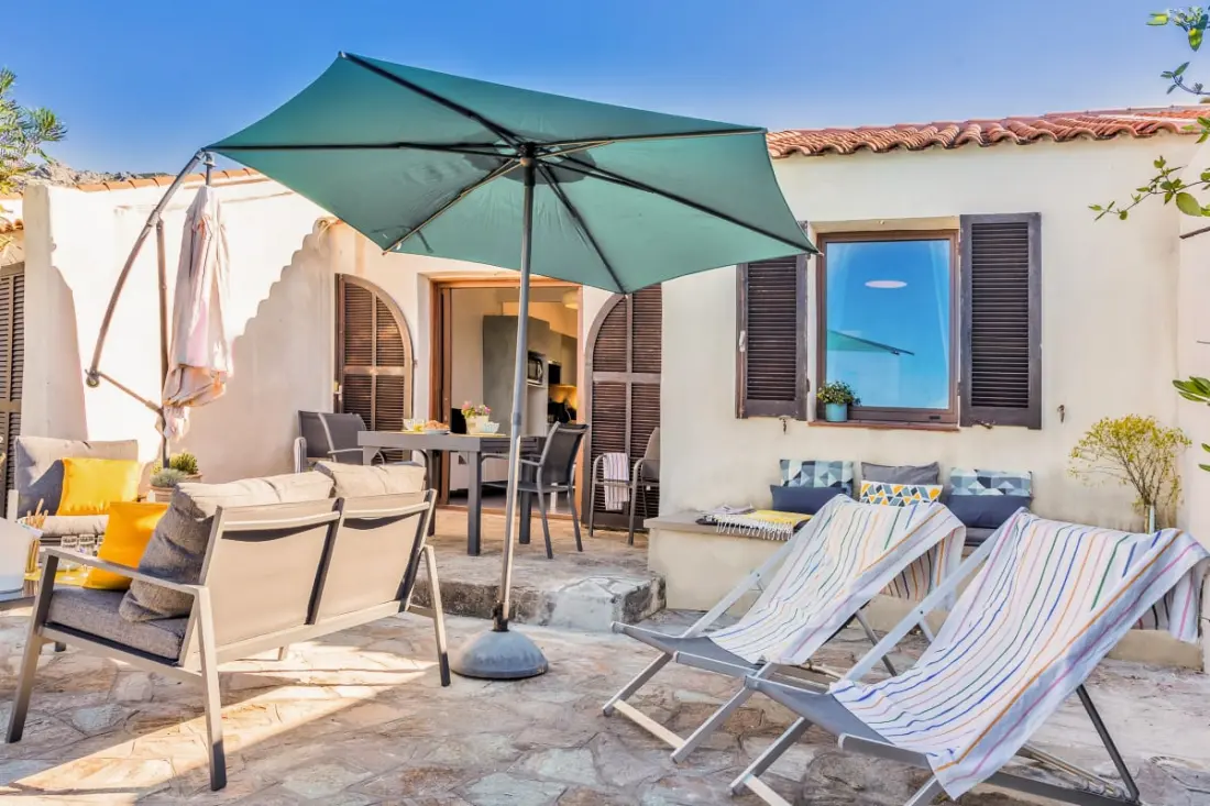 Casale E Piazze 46 – Maison De Vacances Face à La Mer à Lumio