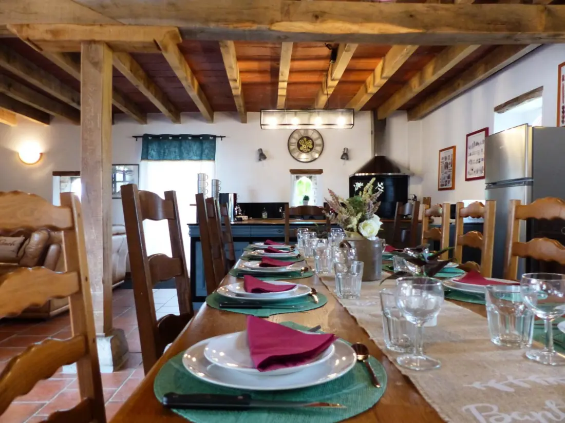 Maison de Vacances Lurcy-Lévis 5