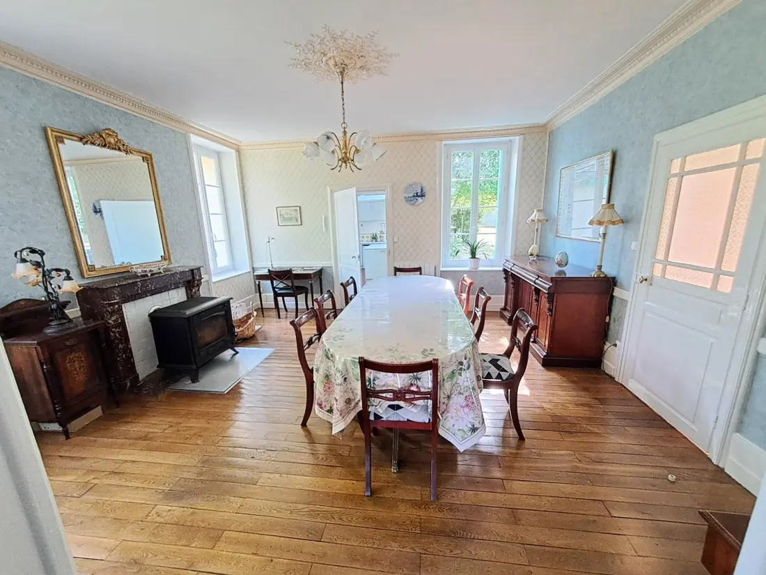 Maison de Vacances Lurcy-Lévis 7