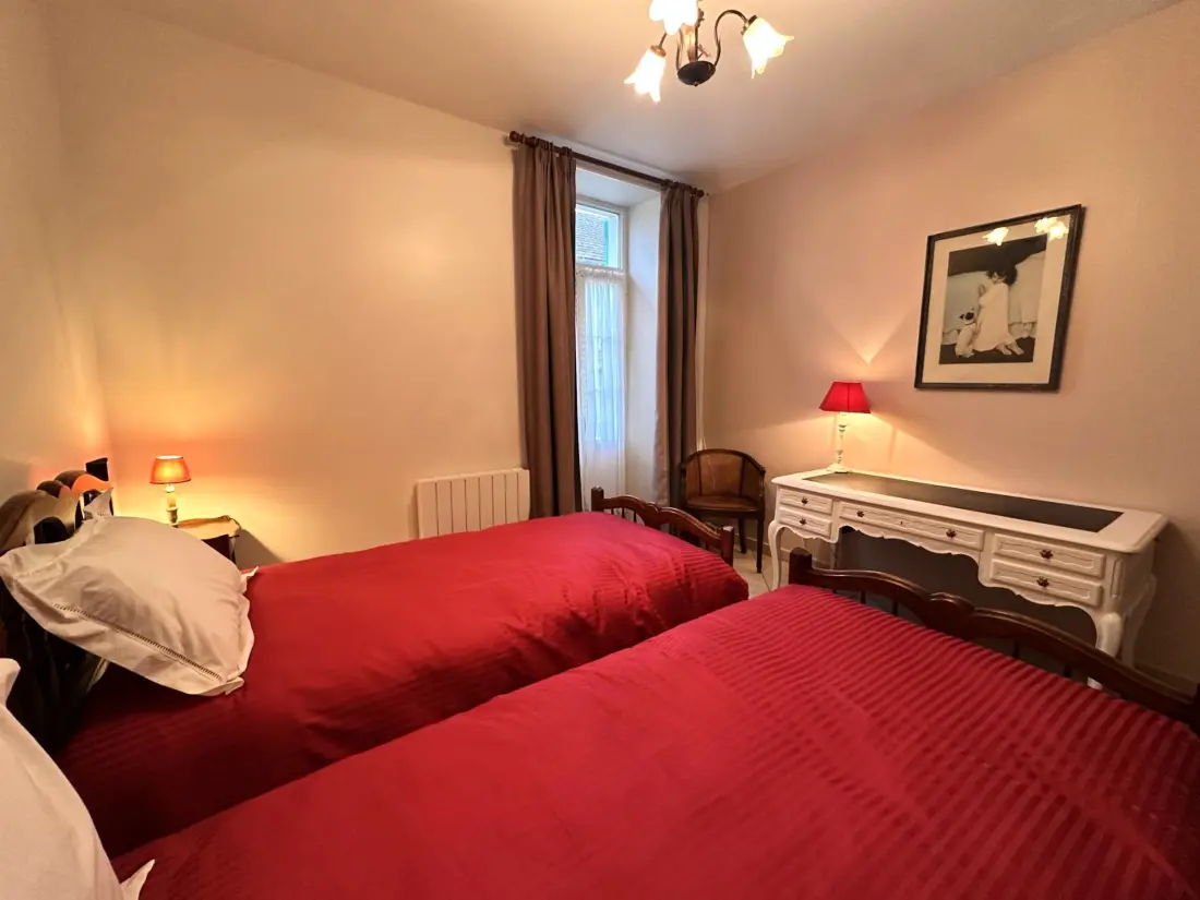 Maison de Vacances Lurcy-Lévis 7