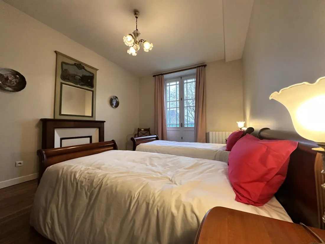 Maison de Vacances Lurcy-Lévis 7
