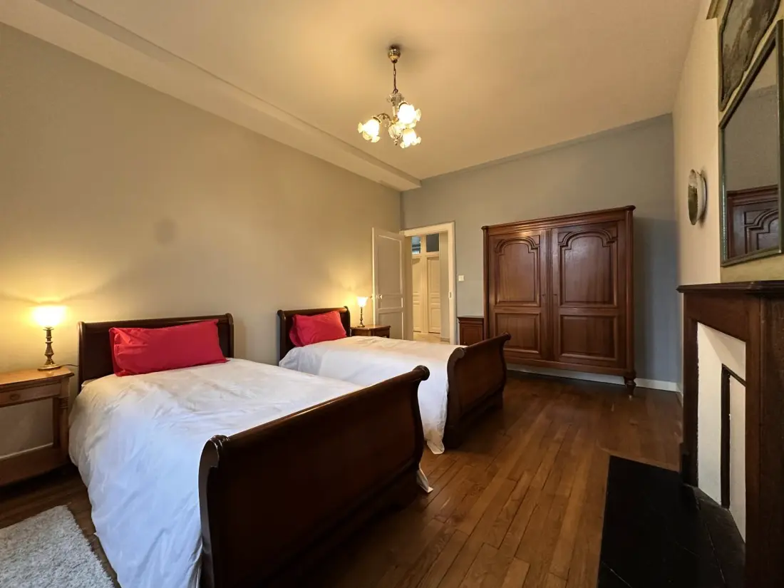 Maison de Vacances Lurcy-Lévis 7