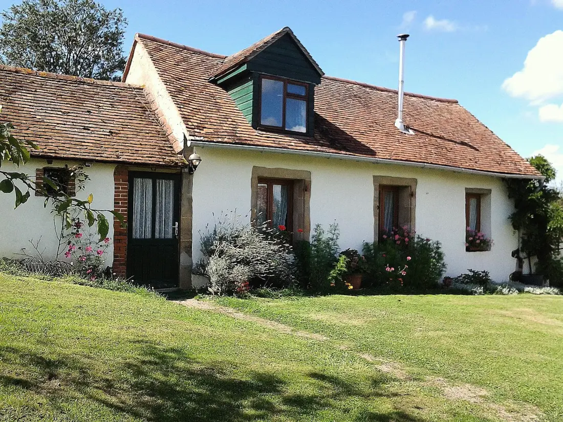 Maison de Vacances Lurcy-Lévis 9
