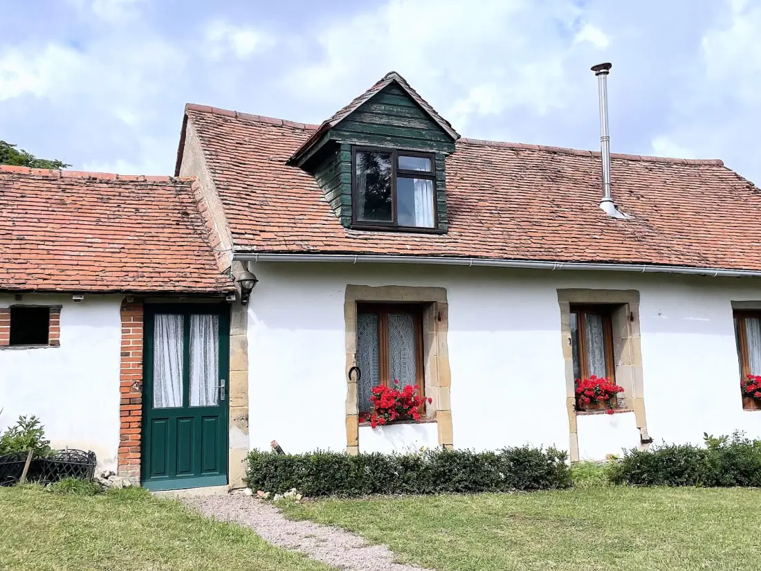 Maison de Vacances Lurcy-Lévis 9