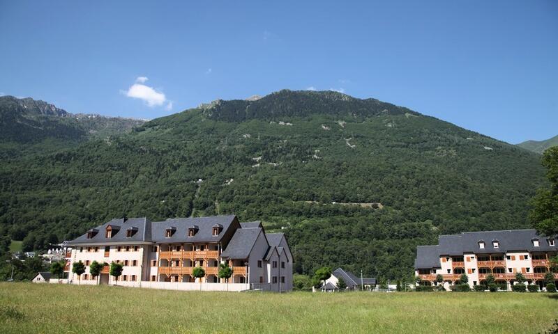 France - Pyrénées - Luz Saint Sauveur - Résidence Le Domaine du Val de Roland 3*