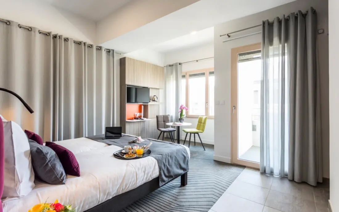 Néméa Appart’hôtel Résidence Lyon So Cloud4 étoiles★★★★