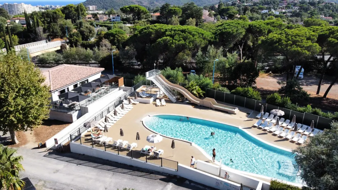 Camping La Provençale 4 étoiles★★★★