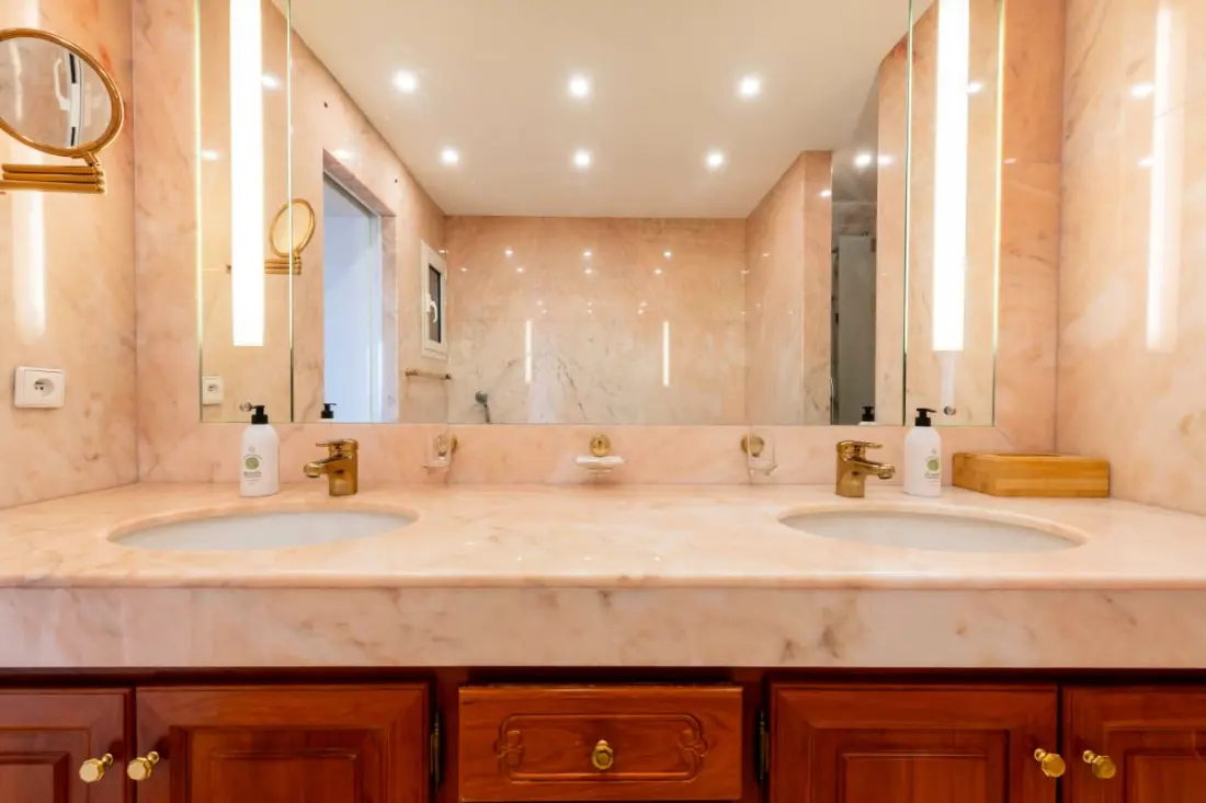 Résidence Villa 289m² 4 Chambres Piscine Et Vue Mer