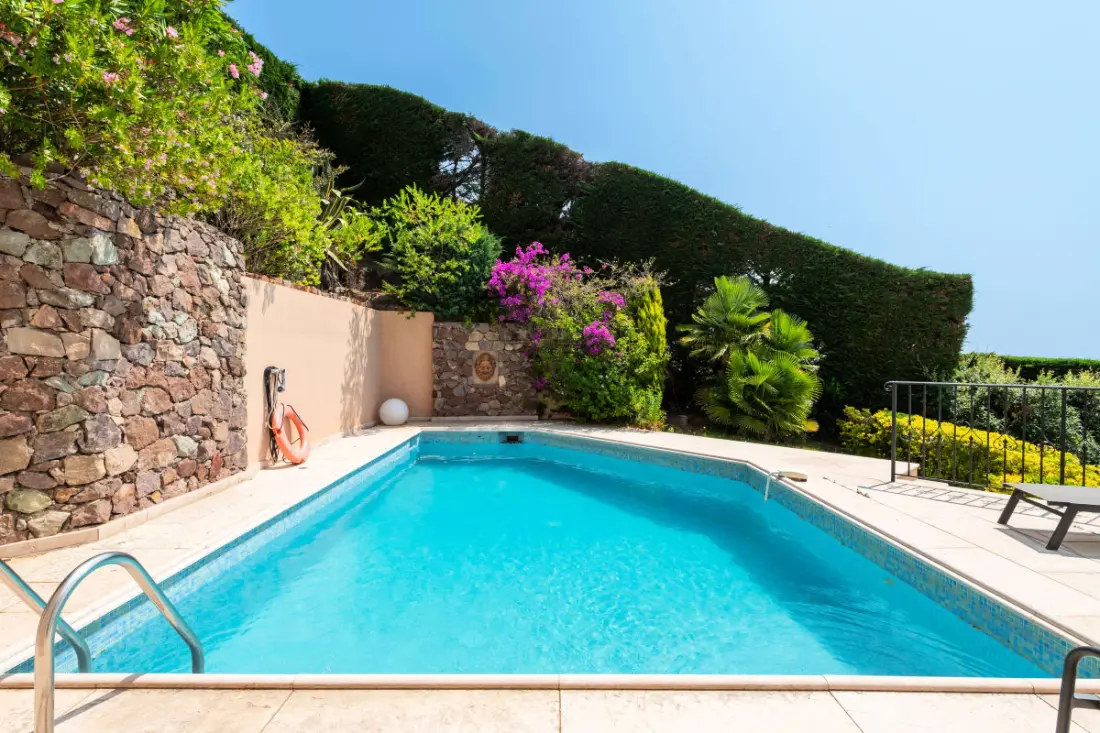 Résidence Villa 289m² 4 Chambres Piscine Et Vue Mer