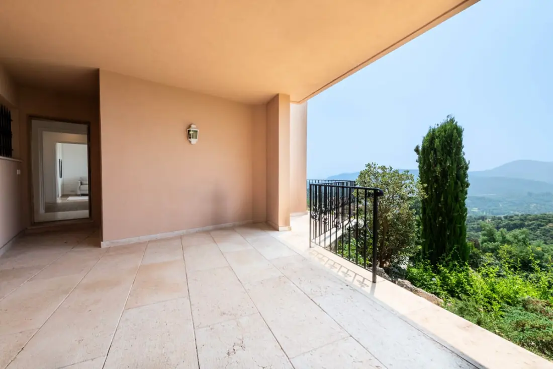 Résidence Villa 289m² 4 Chambres Piscine Et Vue Mer