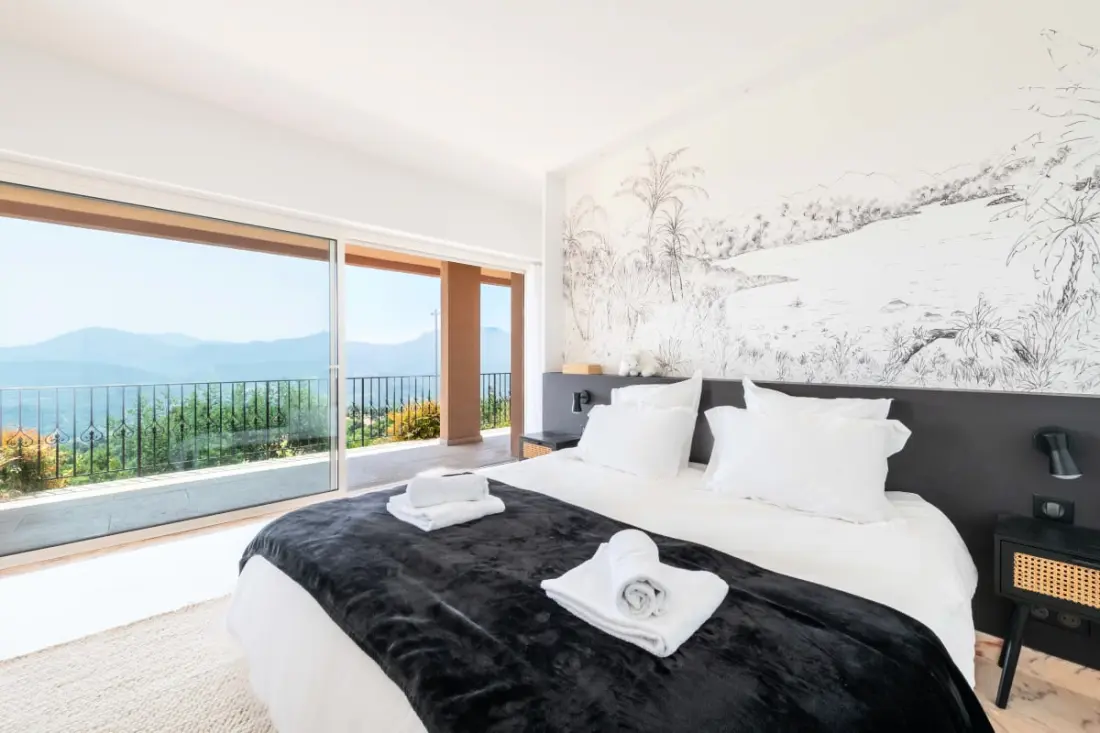 Résidence Villa 289m² 4 Chambres Piscine Et Vue Mer
