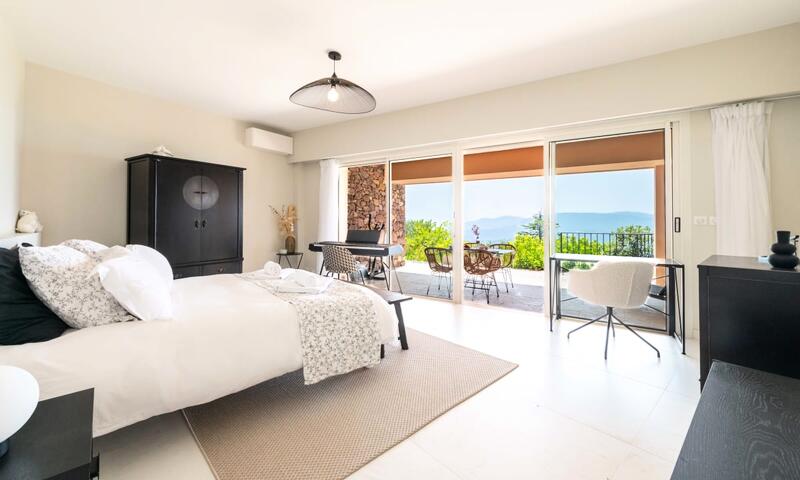 Résidence Villa 289m² 4 Chambres Piscine Et Vue Mer - - Mandelieu-la-Napoule - 34