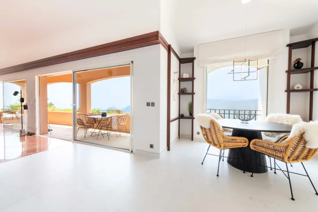 Résidence Villa 289m² 4 Chambres Piscine Et Vue Mer