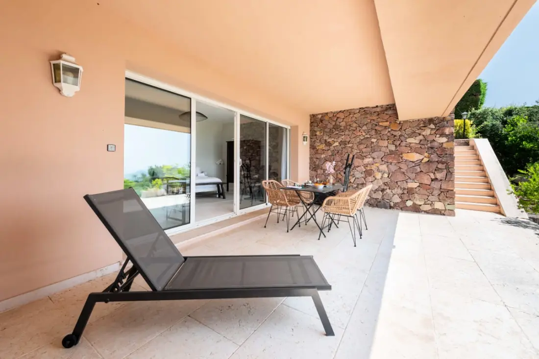 Résidence Villa 289m² 4 Chambres Piscine Et Vue Mer
