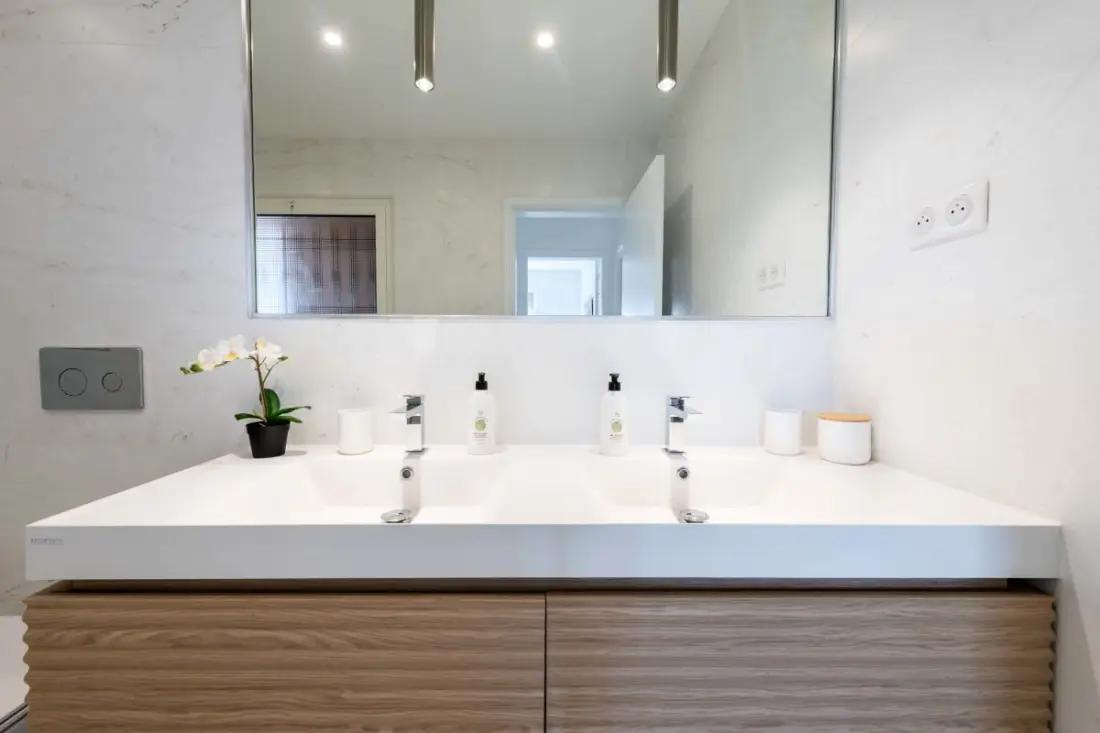 Résidence Villa 289m² 4 Chambres Piscine Et Vue Mer
