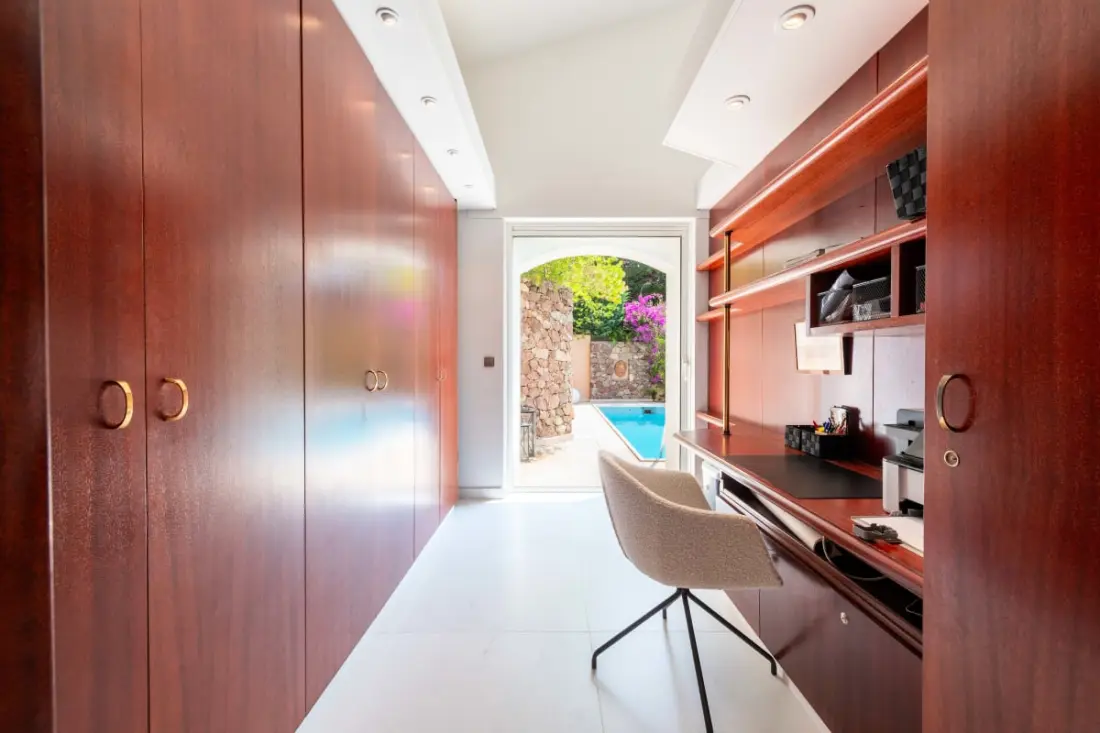 Résidence Villa 289m² 4 Chambres Piscine Et Vue Mer
