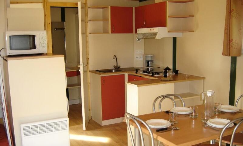 Camping du Lac *** - Marcillac la Croisille - 28