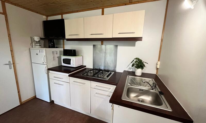 Camping du Lac *** - Marcillac la Croisille - 30
