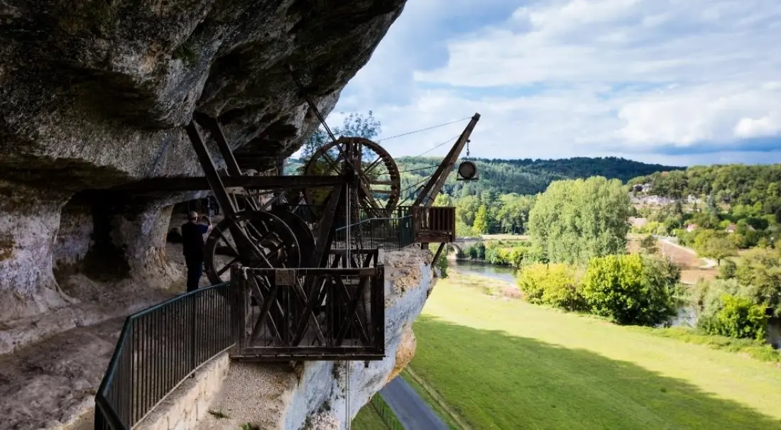 Camping Le Pont de Mazerat 4 étoiles★★★★