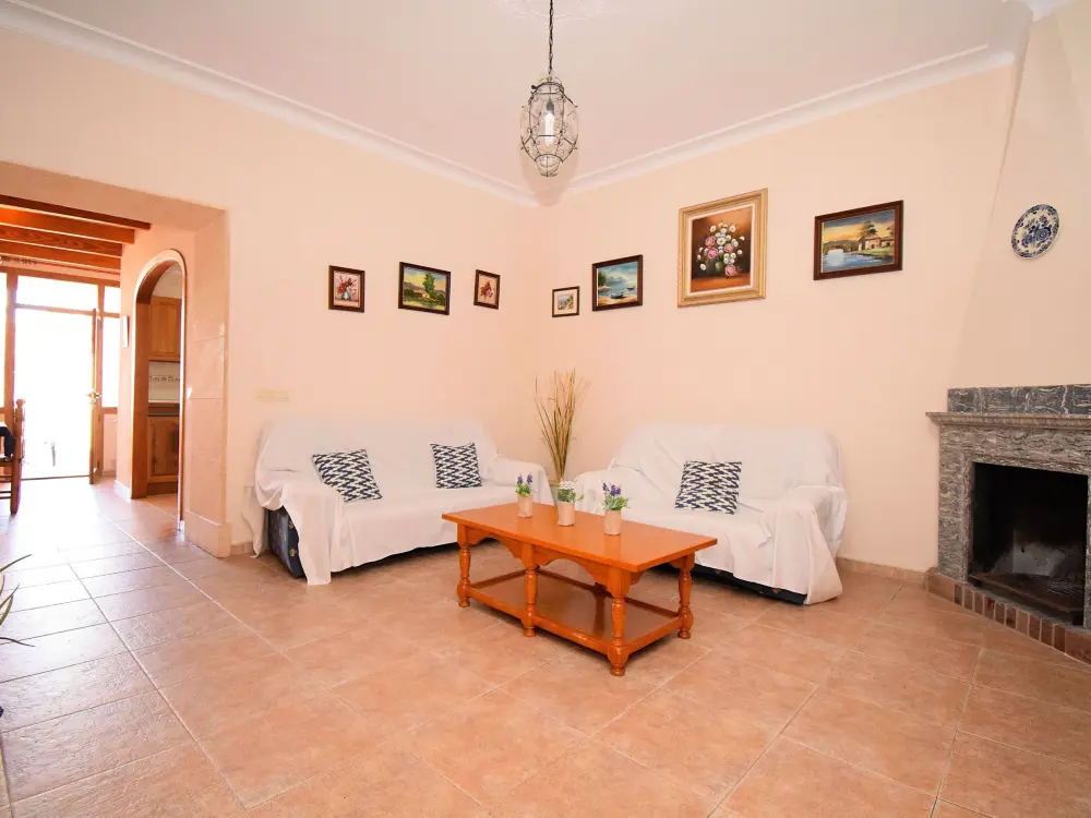Maison de Vacances Maria de la Salut 17