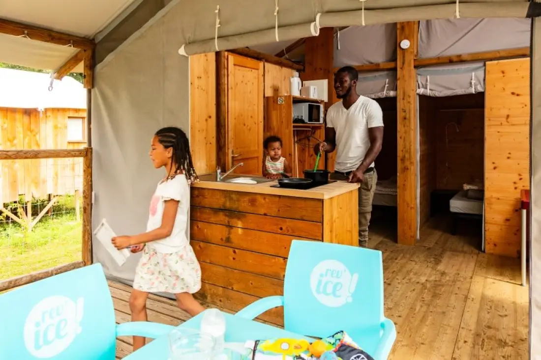 Flower Camping Le Lac aux Oiseaux 4 étoiles★★★★