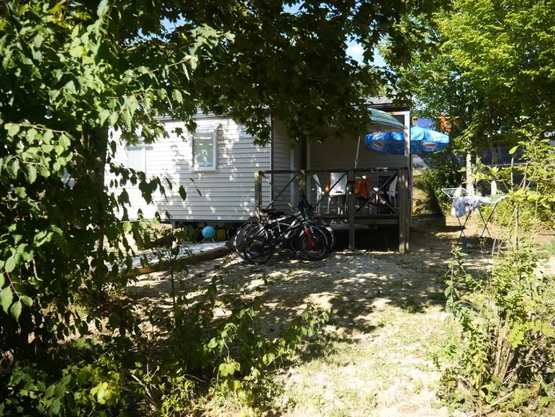 Flower Camping Le Lac aux Oiseaux 4 étoiles★★★★