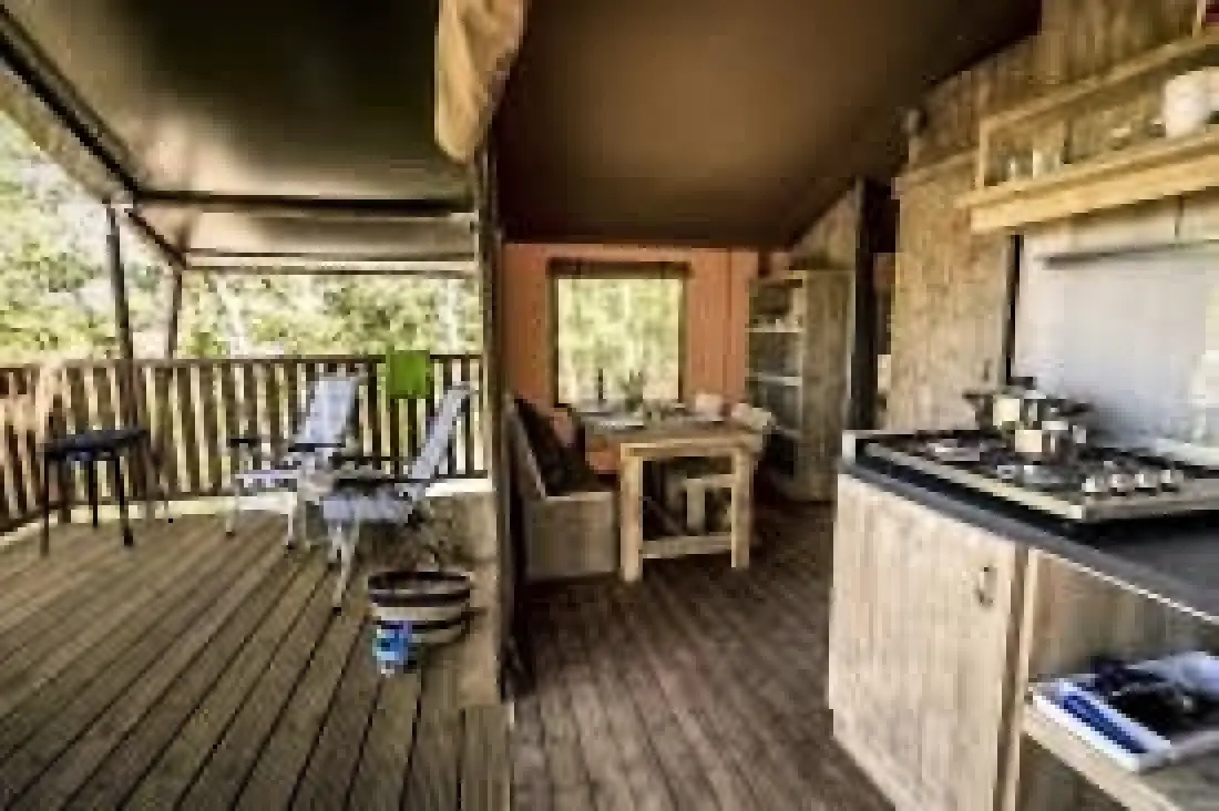 Flower Camping Le Lac aux Oiseaux 4 étoiles★★★★